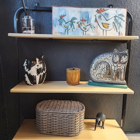 Vintage Cat Folk Art Wood Figurine - Picture 6 of 6